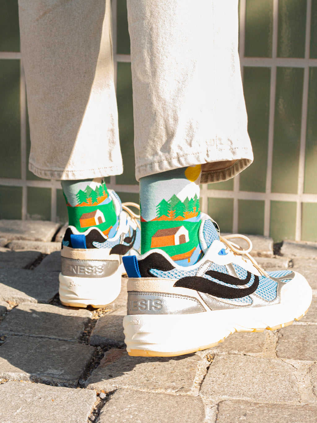 Socken Mountain Escape von DillySocks