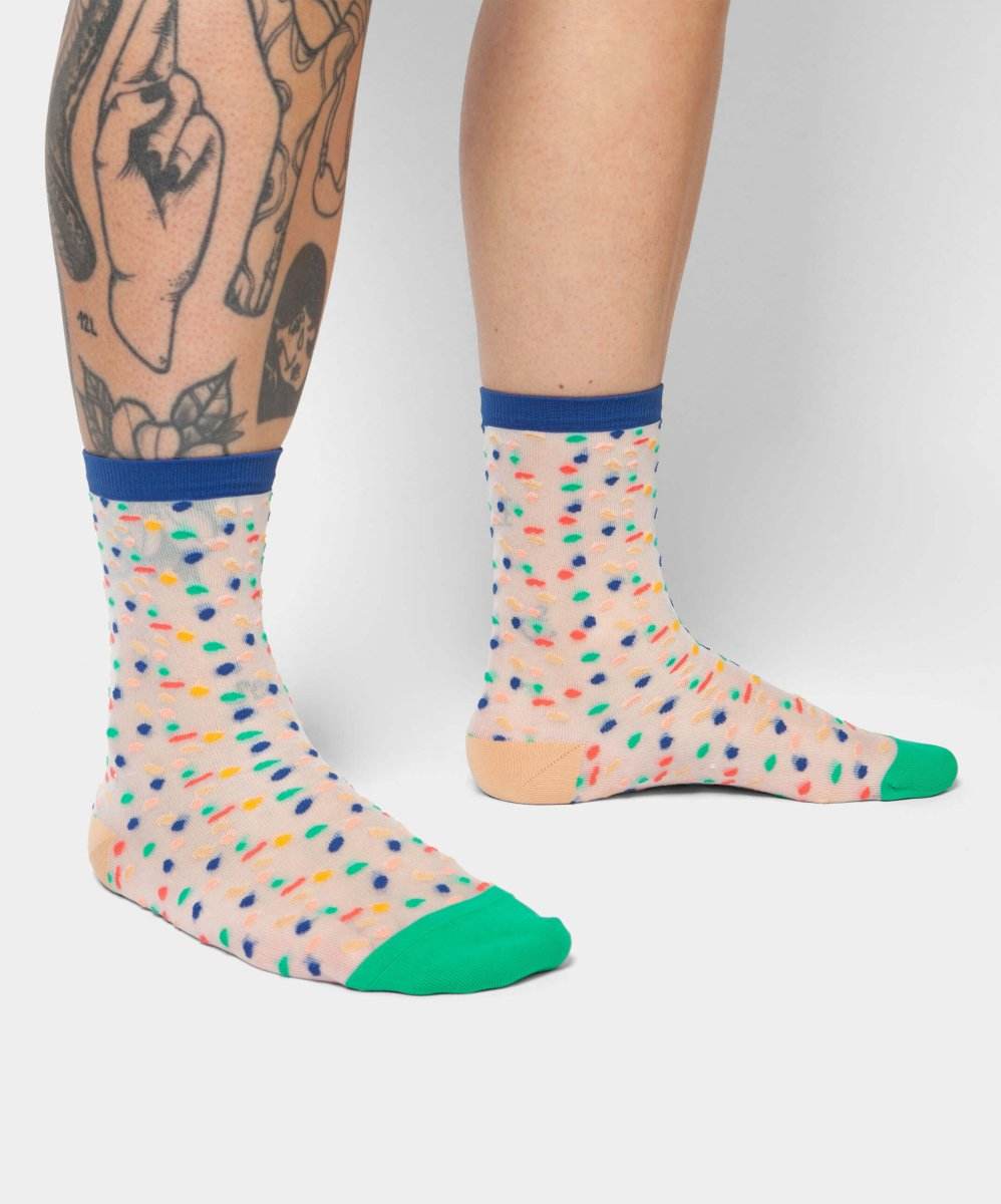 Socken mit bunten Sugar Sprinkles verziert