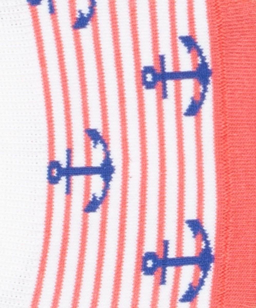 Versteckter Anker Tattoo inspiriert neue Socken-Kollektion Hidden Anchored In Love