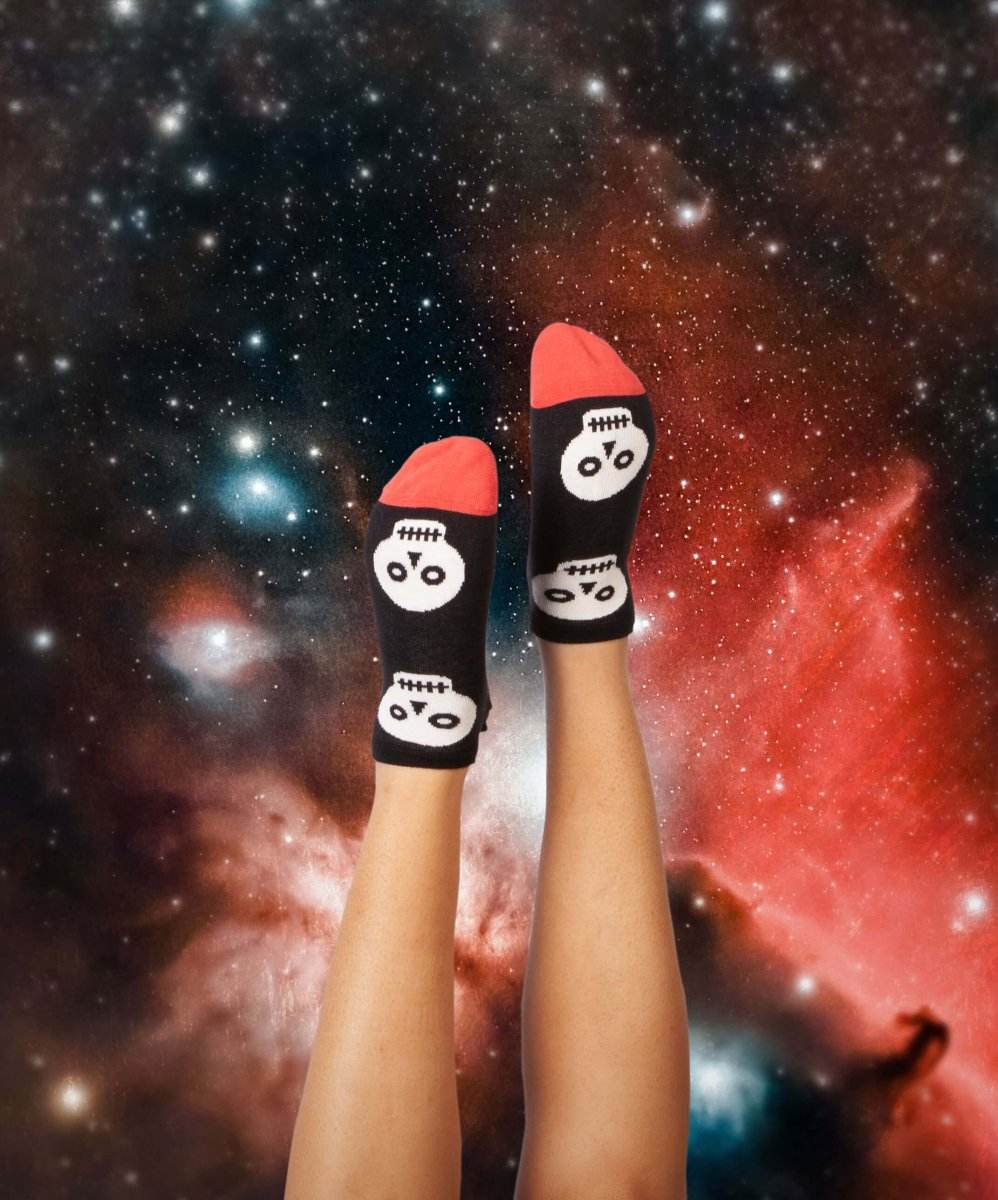 Bunte Short Dia De Los Muertos Socken mit mexikanischen Totenkopf-Motiven