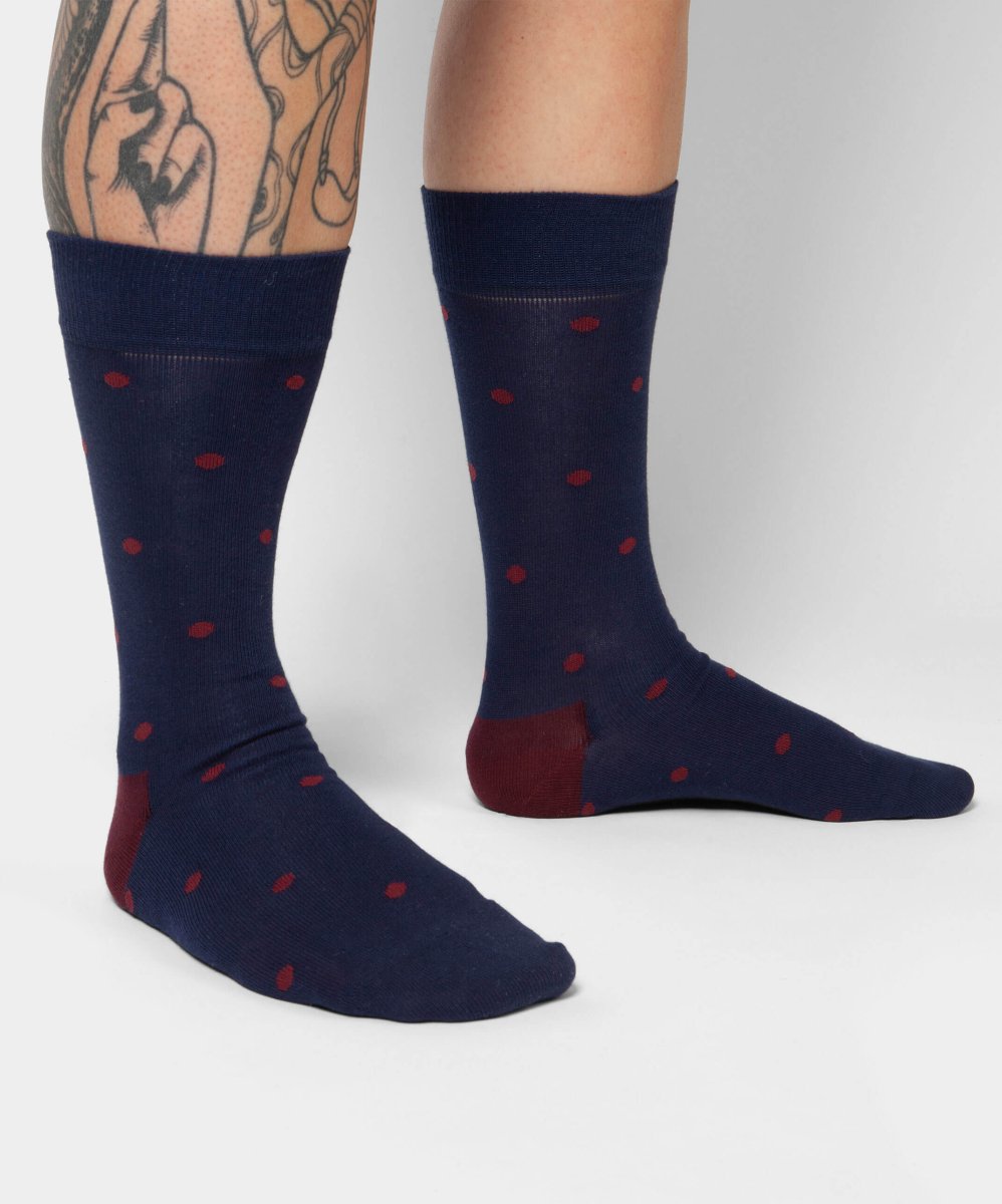 Socken Sparse Red Dots von DillySocks