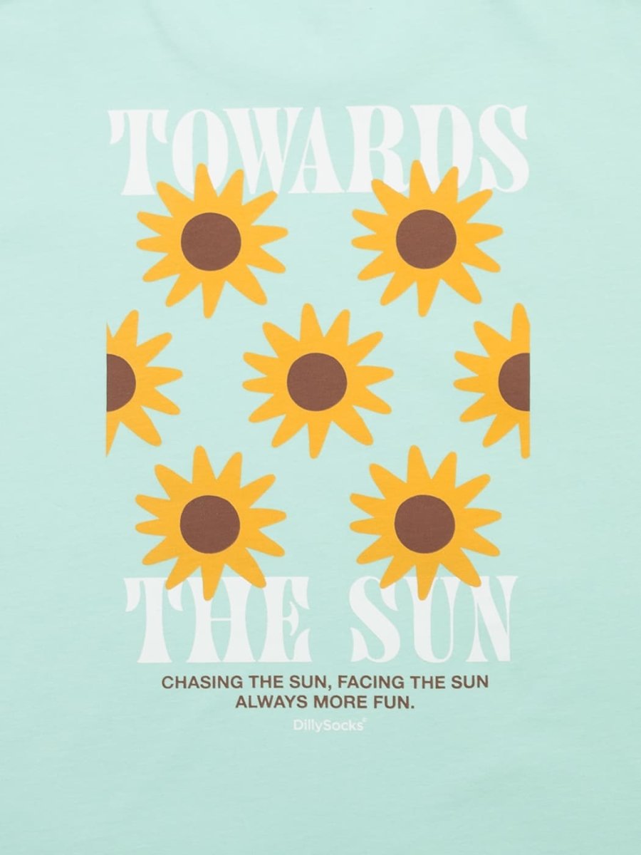 T-Shirts Towards The Sun von DillySocks